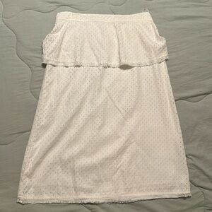 NWOT Cloth & Stone White eyelet strapless dress with fringe top and hem Small